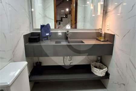 Casa à venda com 3 quartos, sendo 2 suítes, em Vila Medeiros, São Paulo, SP