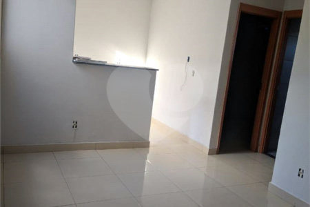 Apartamento à venda com 2 quartos em Coophema, Cuiabá, MT