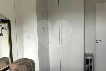 Apartamento à venda com 2 quartos em Taboão, Diadema, SP