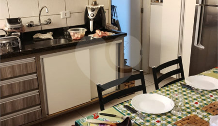 Casa Térrea à venda com 2 quartos, sendo 1 suíte, em Jardim das Esmeraldas, São Paulo, SP