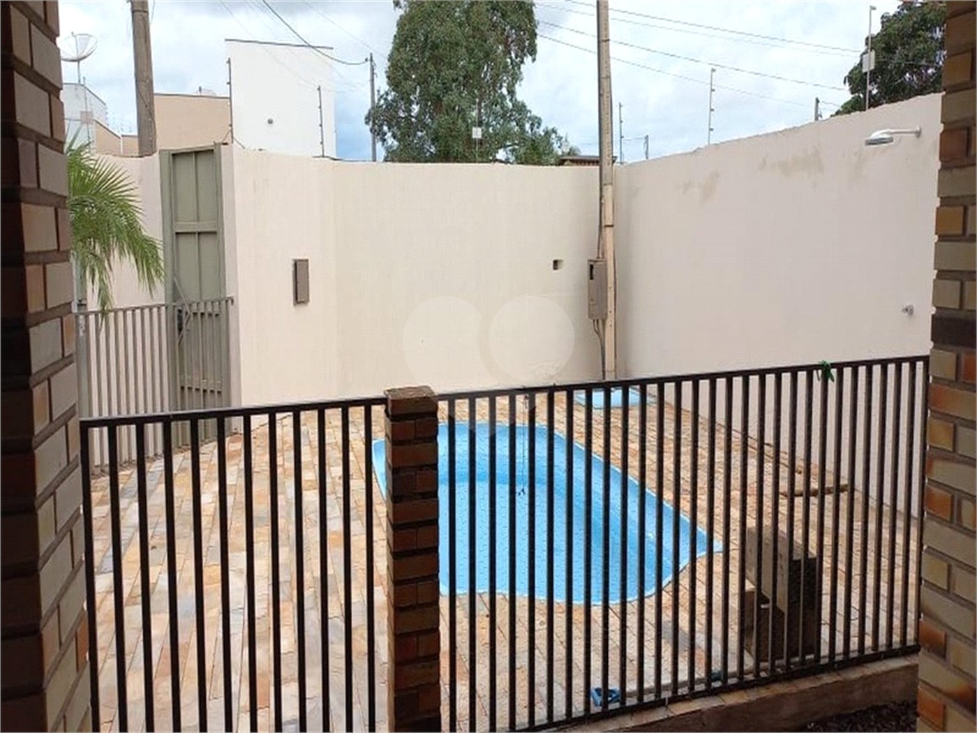 Casa à venda com 3 quartos, sendo 1 suíte, em Ipê, Três Lagoas, MS