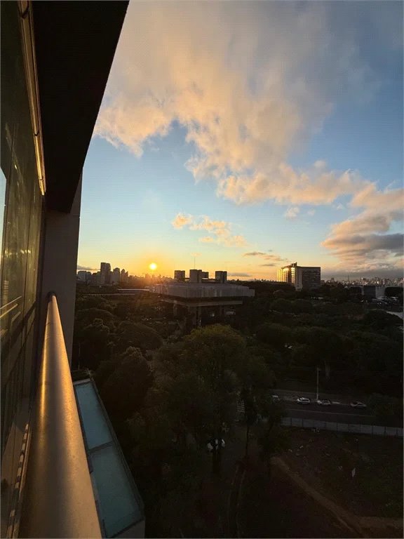 Apartamento à venda com 1 quarto em Indianópolis, São Paulo, SP