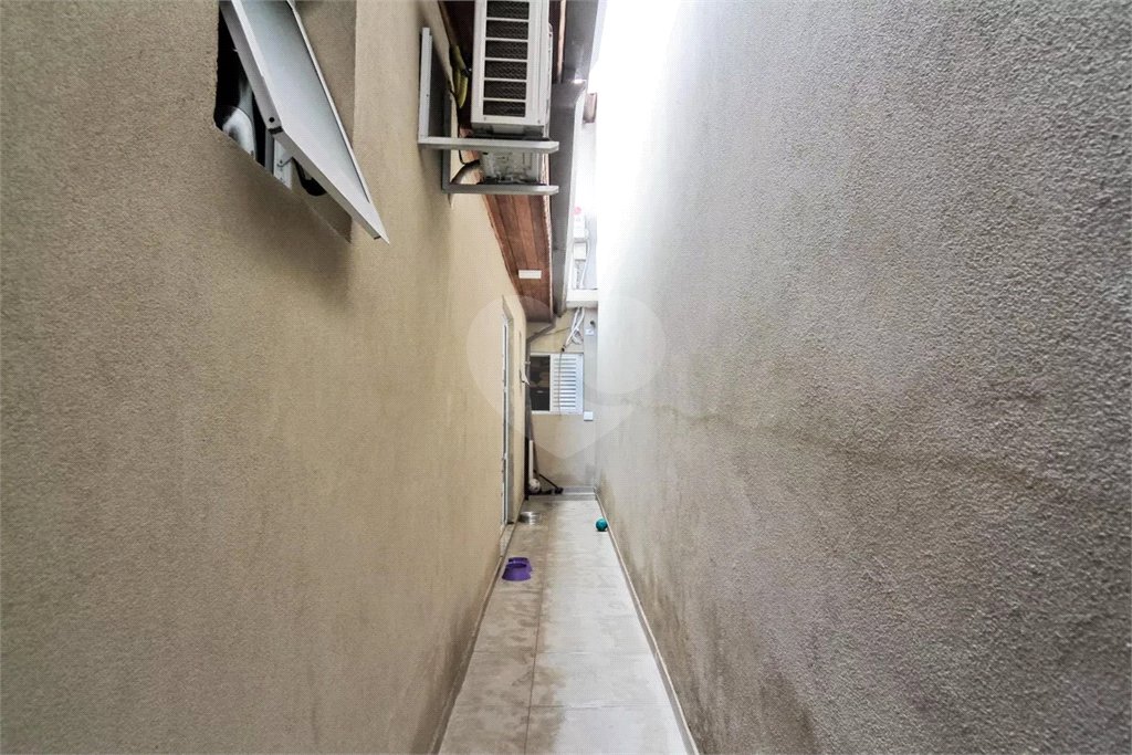 Sobrado à venda com 2 quartos, sendo 1 suíte, em Vila dos Remédios, São Paulo, SP