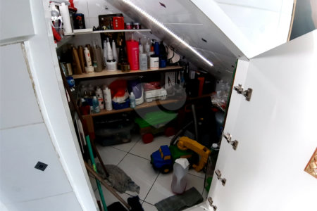 Sobrado à venda com 4 quartos, sendo 2 suítes, em Parque Casa de Pedra, São Paulo, SP