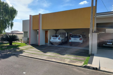 Casa à venda com 4 quartos, sendo 2 suítes, no condomínio Lagos D Icaraí, Salto - SP