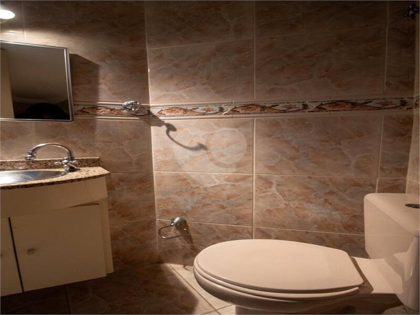Casa à venda com 3 quartos, sendo 1 suíte, em Jardim Ester, São Paulo, SP