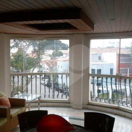 Apartamento à venda com 4 suítes em Campo Belo, São Paulo, SP