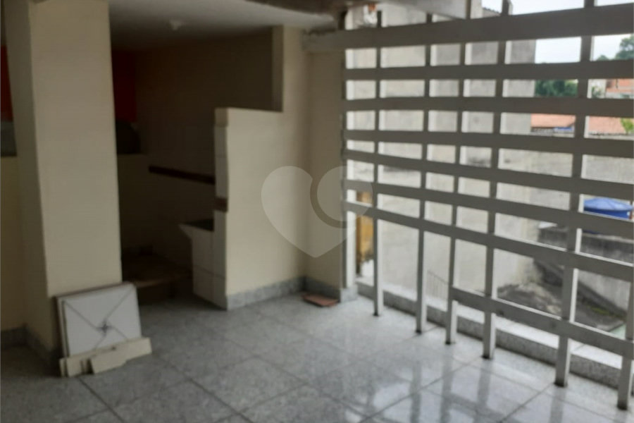 Sobrado à venda com 6 quartos, sendo 1 suíte,  em Jardim Las Vegas, Guarulhos, SP
