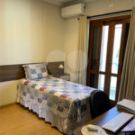 Casa Térrea à venda com 5 quartos, sendo 1 suíte, em Vila Santana, Mogi das Cruzes, SP
