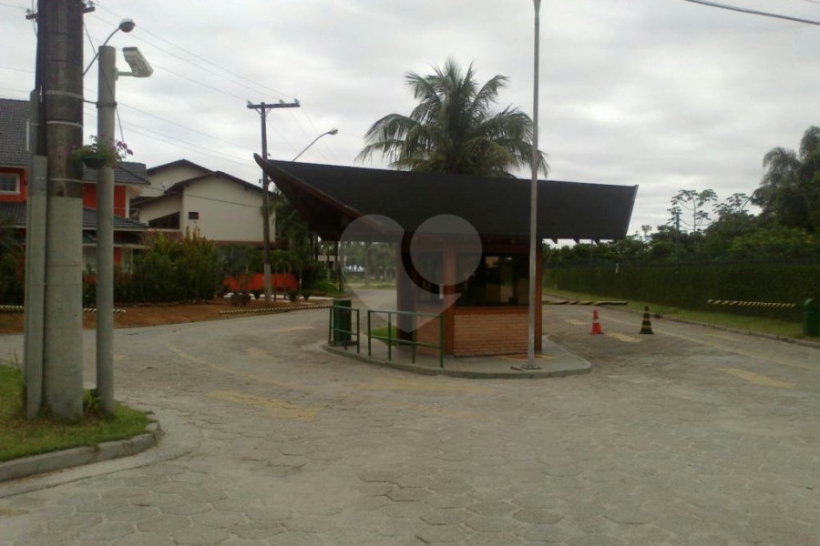 Sobrado à venda com 5 suítes em Enseada, Bertioga, SP
