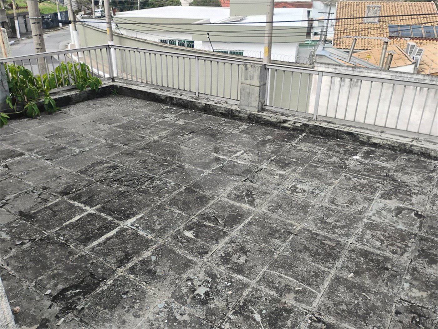 Sobrado à venda com 3 quartos, sendo 1 suíte, em Jardim São Bento, São Paulo, SP