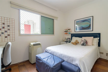 Apartamento à venda com 4 quartos, sendo 2 suítes, em Vila Morumbi, São Paulo, SP