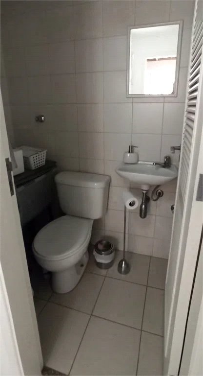 Casa à venda com 3 quartos, sendo 1 suíte, no condomínio Villas de São Francisco, São Paulo - SP