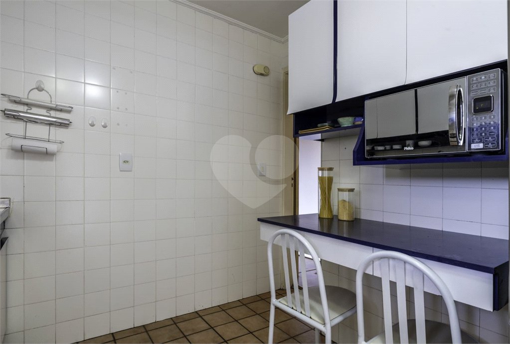 Apartamento à venda com 3 quartos, sendo 1 suíte, em Bela Vista, São Paulo, SP