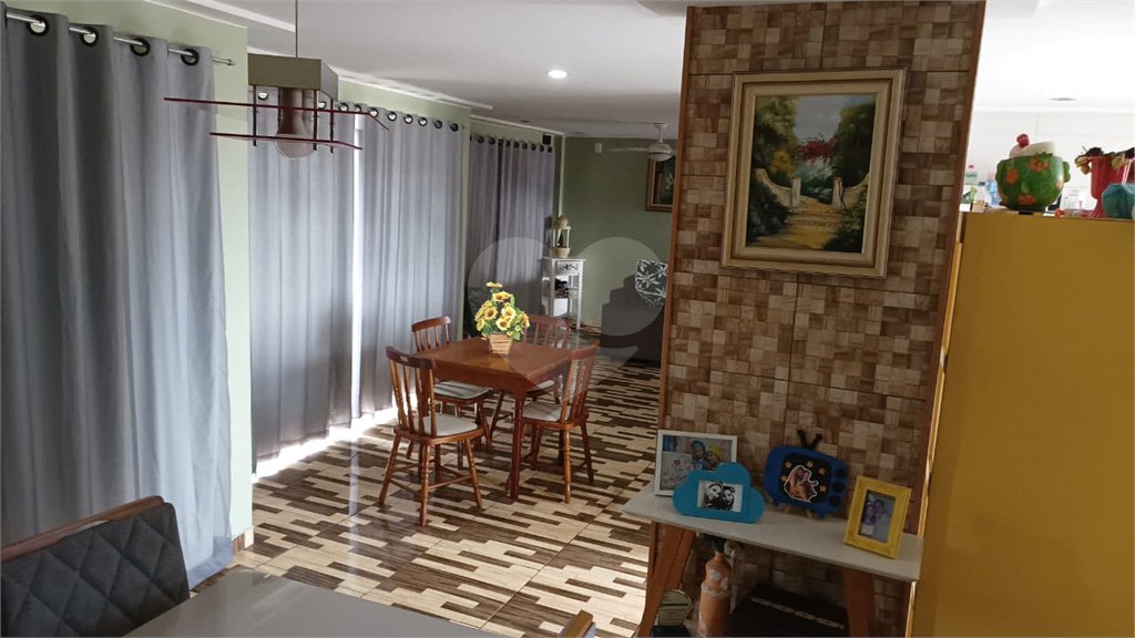 Casa à venda com 3 quartos, sendo 1 suíte, em Campo Grande, Rio de Janeiro, RJ