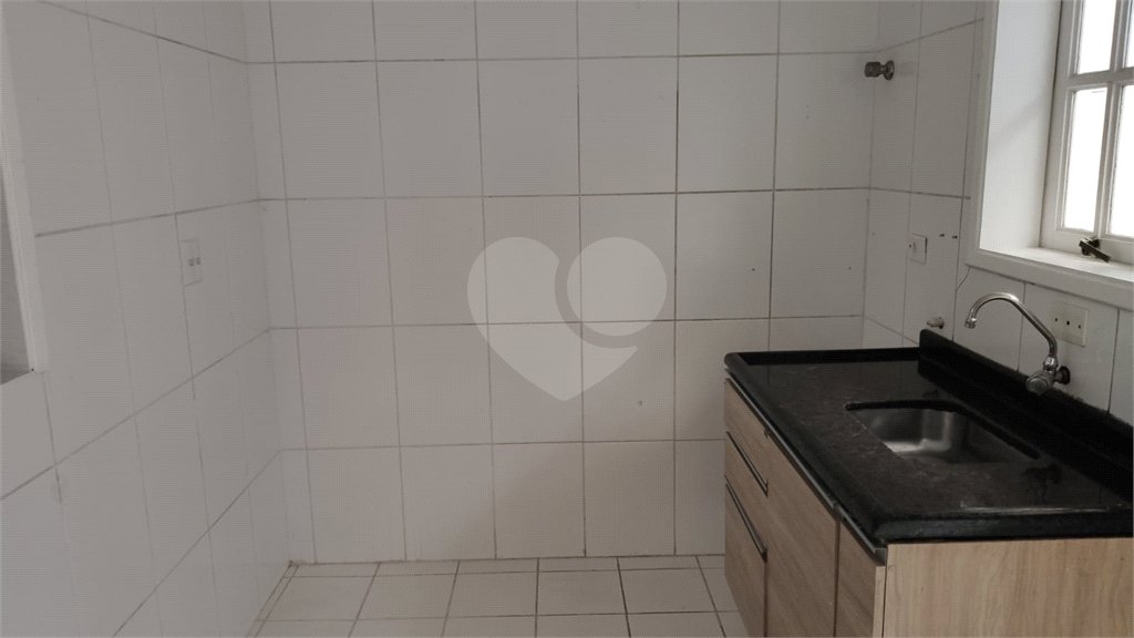 Casa à venda com 2 suítes no condomínio Village Palmas, São Paulo - SP