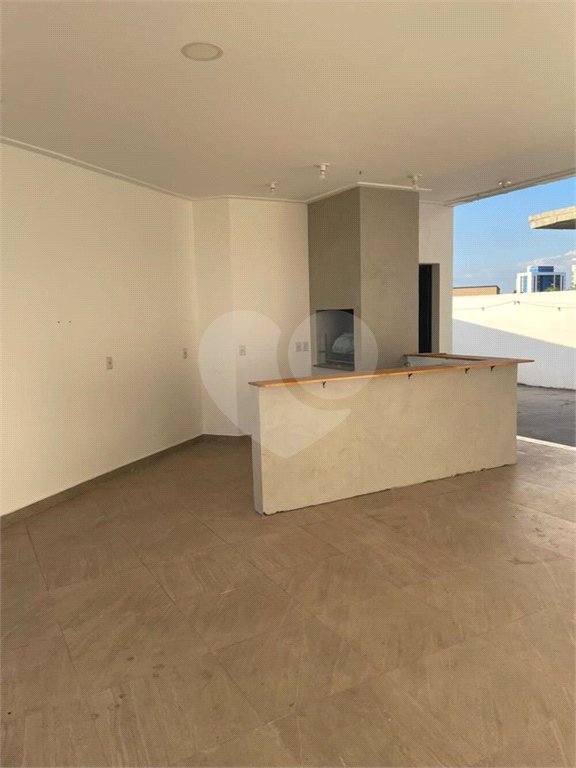 Casa à venda com 4 quartos, sendo 2 suítes,  no condomínio Residencial Castanheira, Sorocaba - SP