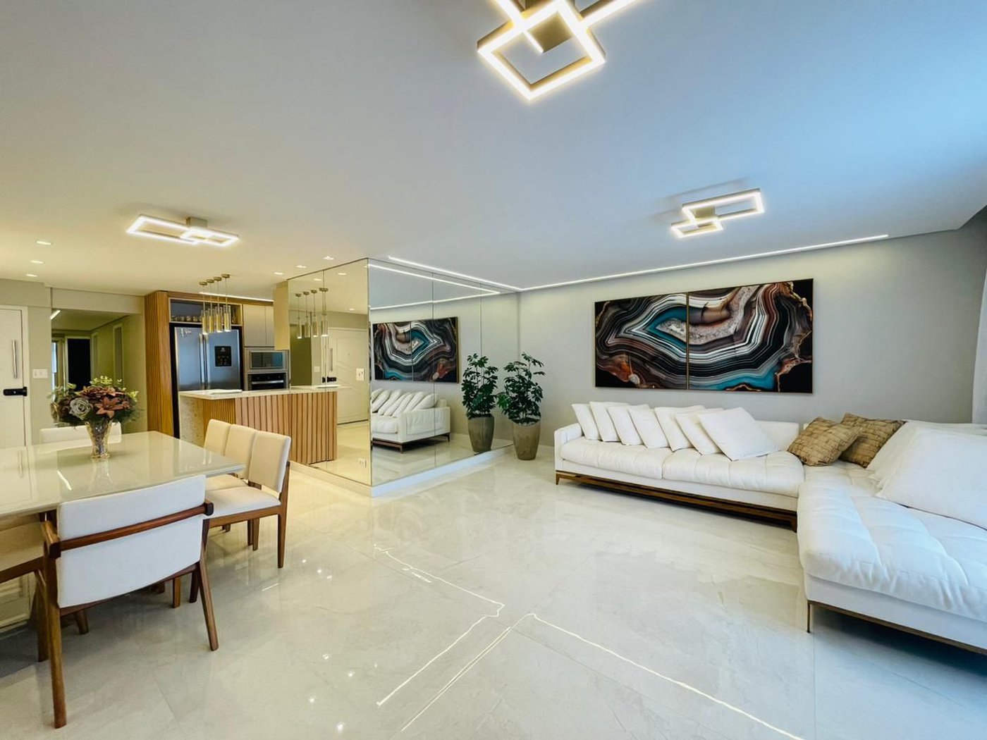 Apartamento com 3 dormitórios à venda, 127 m² por R$ 2.550.000,00 - Gonzaga - Santos/SP