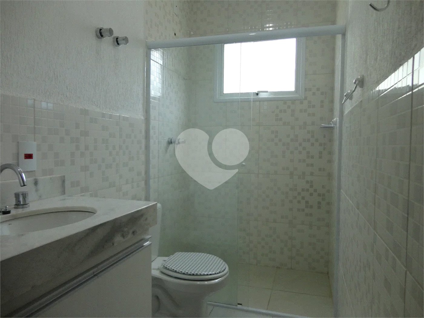 Casa de Vila à venda com 3 suítes em João Xxiii, Vinhedo, SP