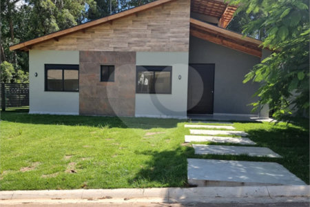 Casa à venda com 3 suítes no condomínio Terras de Santa Teresa, Itupeva - SP