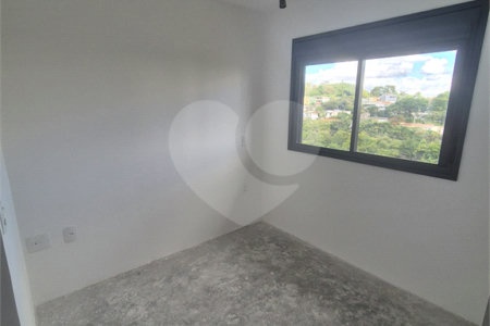 Apartamento à venda com 3 quartos, sendo 1 suíte, em Vila Anastácio, São Paulo, SP