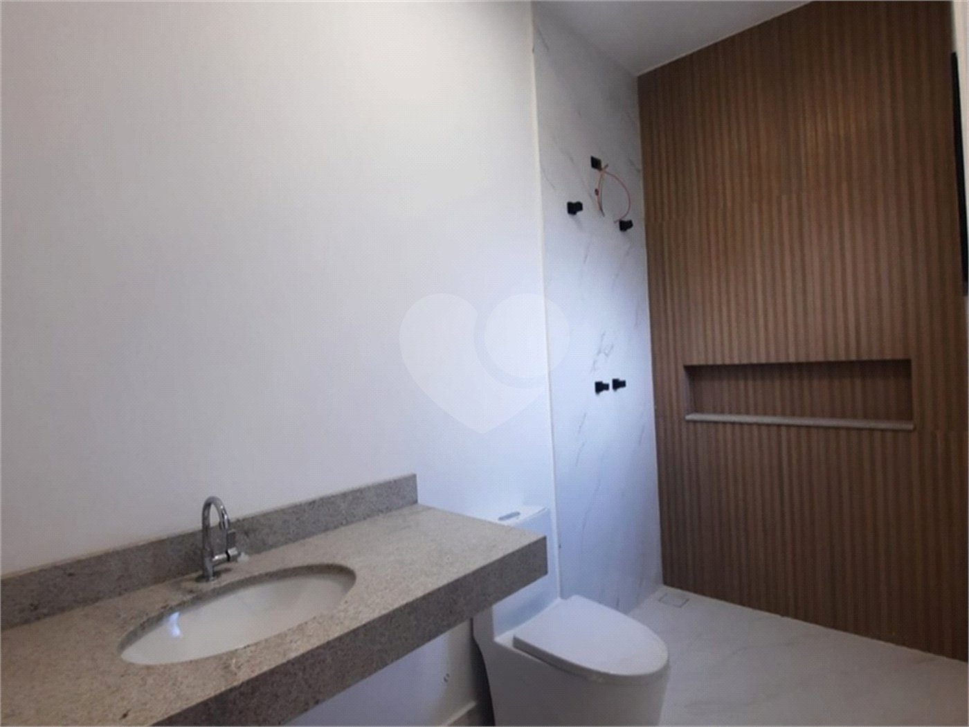 Casa à venda com 3 quartos, sendo 1 suíte,  no condomínio Reserva Ipanema, Sorocaba - SP