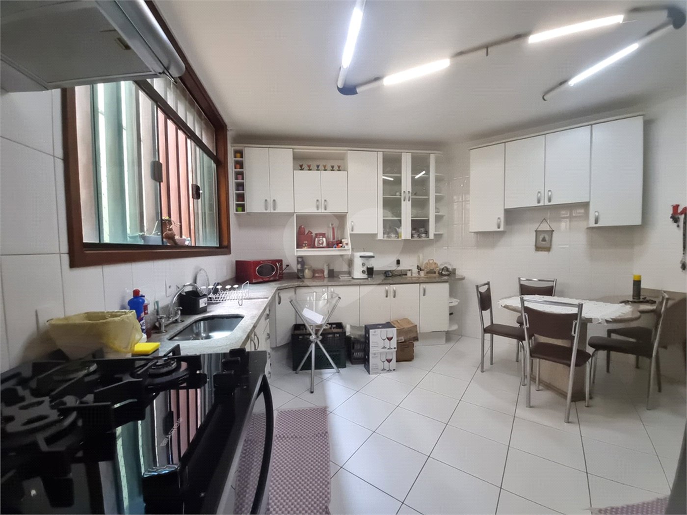 Sobrado à venda com 3 quartos, sendo 1 suíte,  em Vila Trujillo, Sorocaba, SP