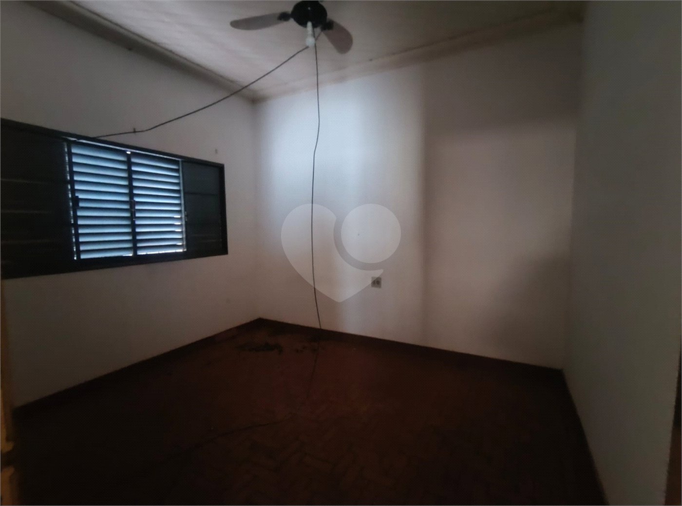 Casa à venda com 4 quartos, sendo 1 suíte, no Centro, Araraquara, SP