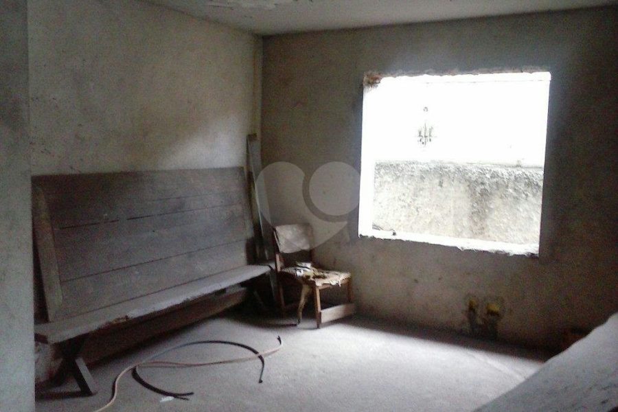 Sobrado à venda com 4 quartos, sendo 1 suíte, em Barro Branco (zona Norte), São Paulo, SP