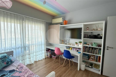 Apartamento à venda com 3 quartos, sendo 1 suíte, em Pitangueiras, Guarujá, SP