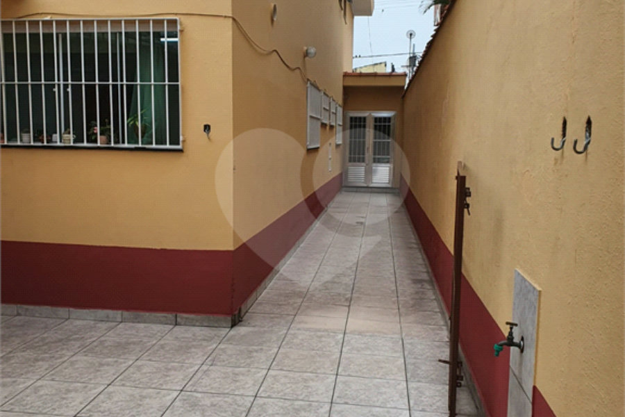 Sobrado à venda com 3 quartos, sendo 1 suíte, em Tremembé, São Paulo, SP
