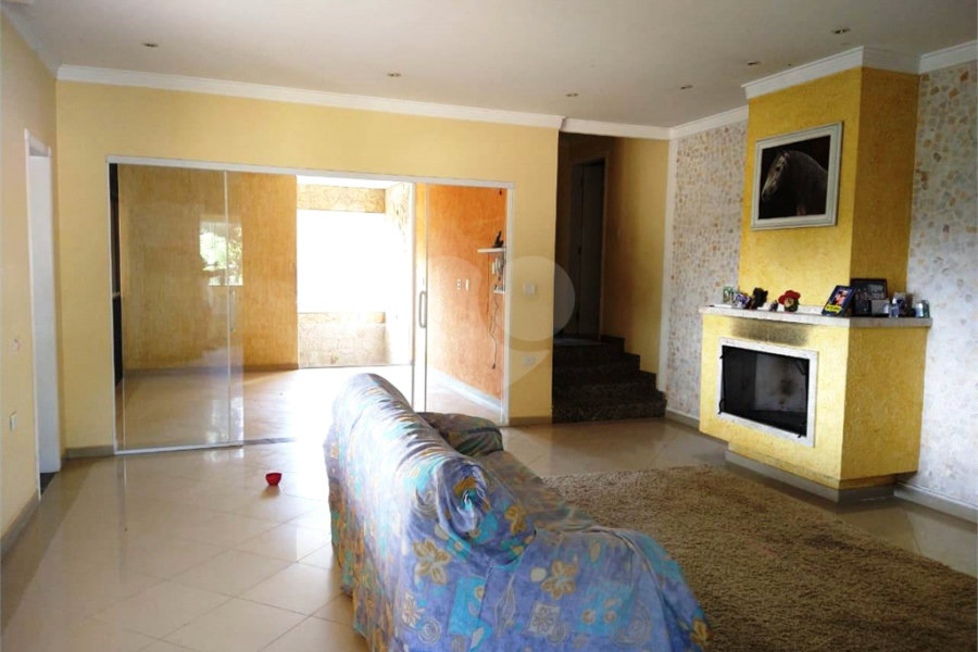 Casa à venda com 8 quartos, sendo 4 suítes, em Santa Inês, Mairiporã, SP