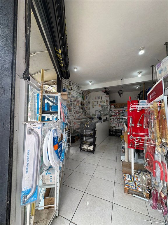 Salão para alugar em Vila Acoreana, Poá, SP