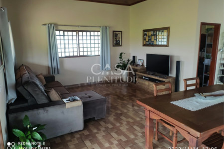 Chácara à venda com 3 quartos, sendo 1 suíte,  em Área Rural de Emilianópolis, Emilianópolis, SP