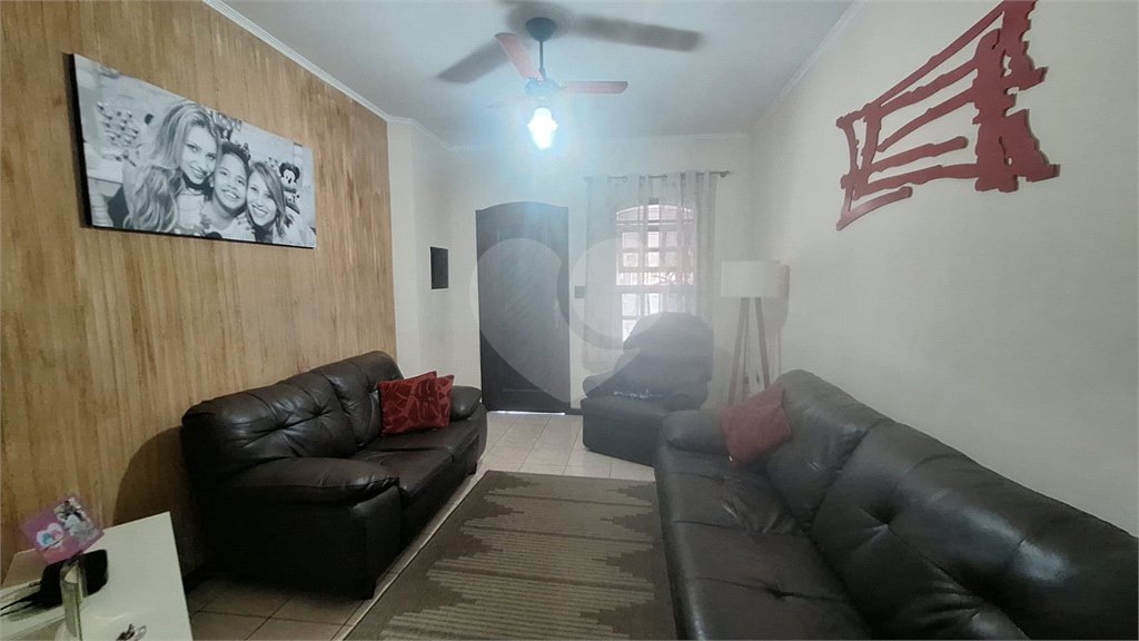 Casa à venda com 2 quartos em Vila Barcelona, Sorocaba, SP