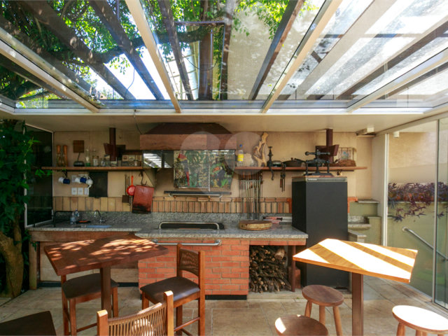 Casa Térrea à venda com 4 suítes em Brooklin Velho, São Paulo, SP