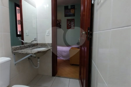 Apartamento à venda com 3 quartos, sendo 2 suítes,  em Vila Gilda, Santo André, SP