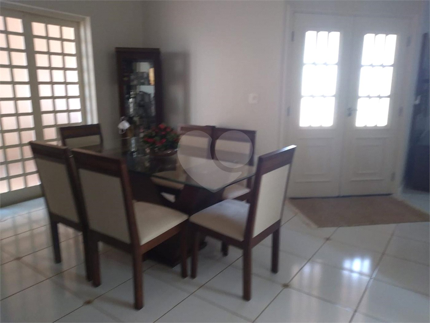 Casa à venda com 4 quartos, sendo 2 suítes, em Jardim Adalgisa, Araraquara, SP