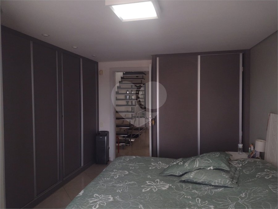 Casa à venda com 3 suítes em Santana, São Paulo, SP