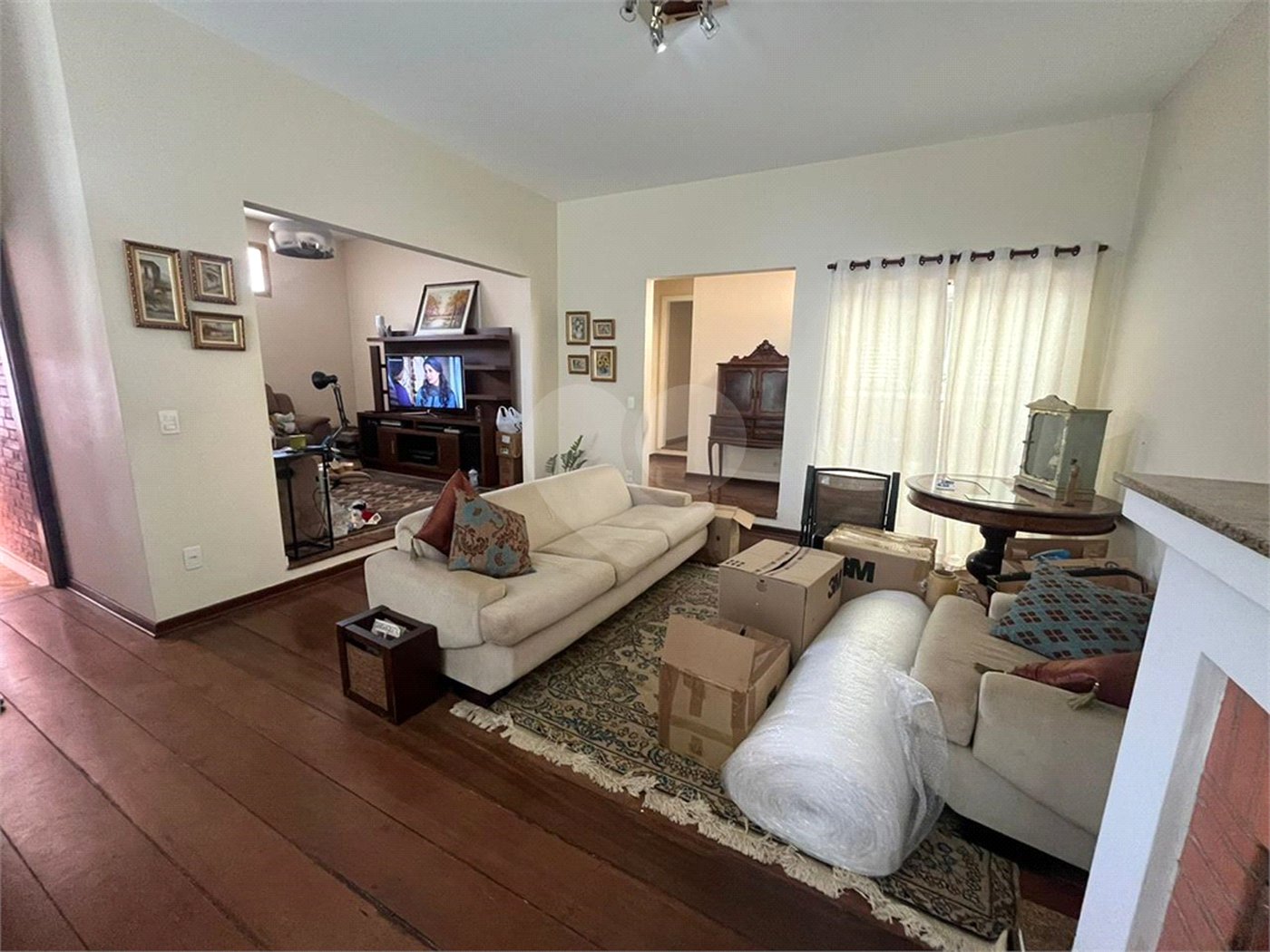 Casa à venda ou para alugar com 2 suítes em Vila Barth, Itapetininga, SP
