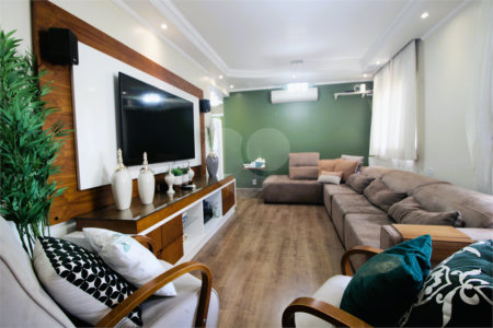 Apartamento à venda com 3 suítes em Santo Amaro, São Paulo, SP