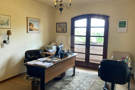 Casa à venda com 5 quartos, sendo 2 suítes, em Jardim Marajoara, São Paulo, SP