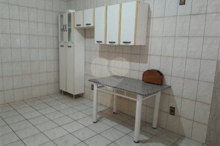 Casa para alugar com 2 quartos, sendo 1 suíte, no Centro, Vinhedo, SP