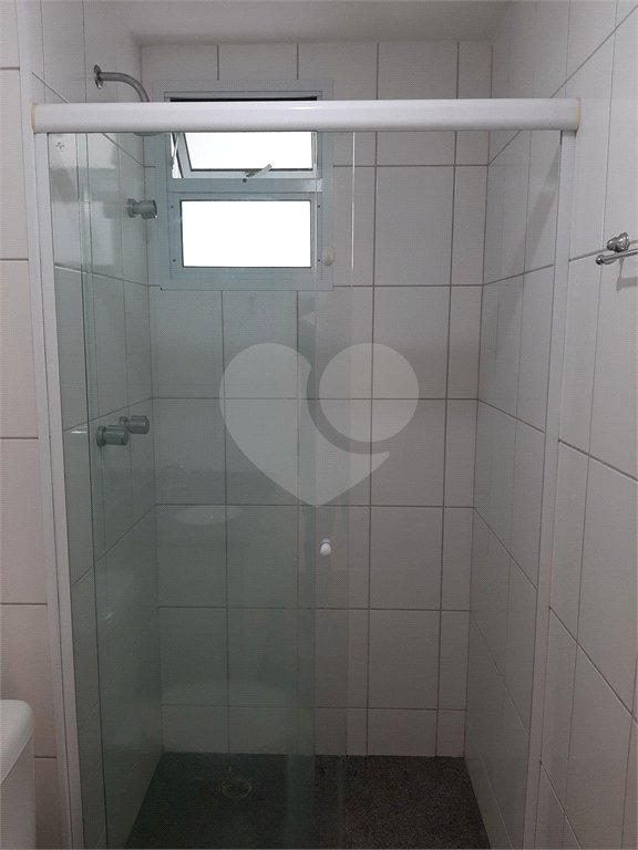 Apartamento à venda ou para alugar com 3 quartos, sendo 1 suíte,  em Vila Suzana, São Paulo, SP