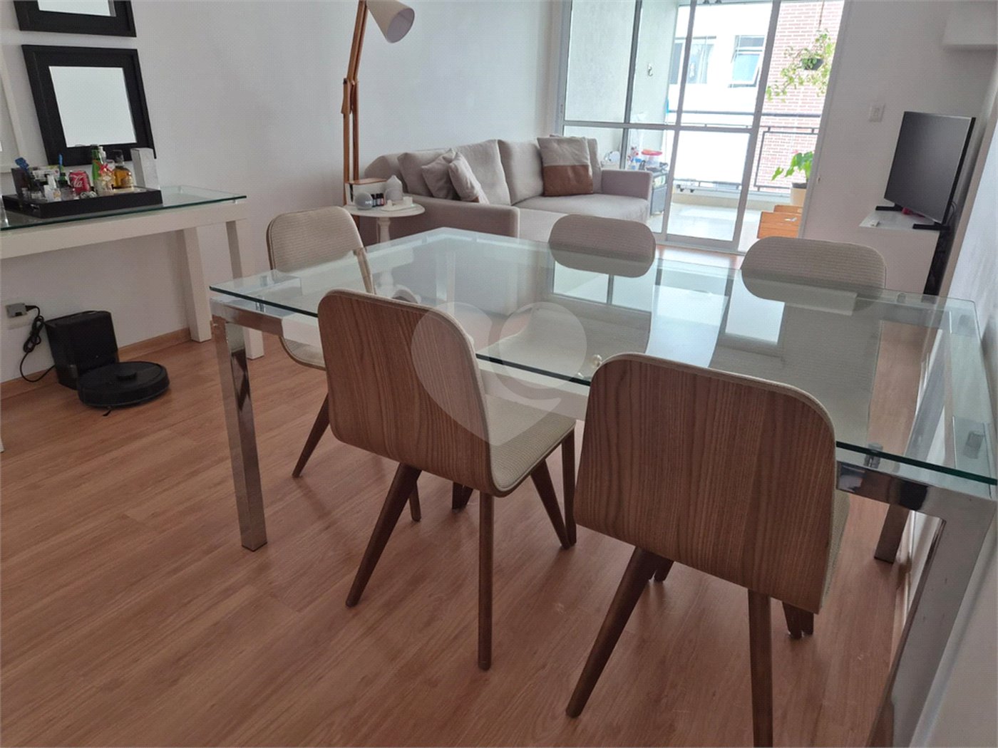 Apartamento à venda com 2 quartos, sendo 1 suíte, em Pinheiros, São Paulo, SP