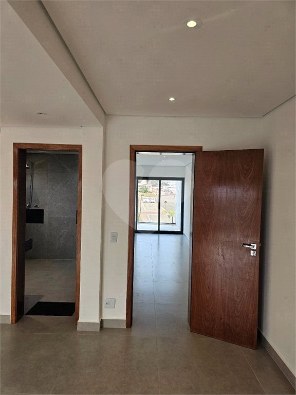 Sobrado à venda com 4 quartos, sendo 3 suítes, em Mariápolis Ginetta, Vargem Grande Paulista, SP