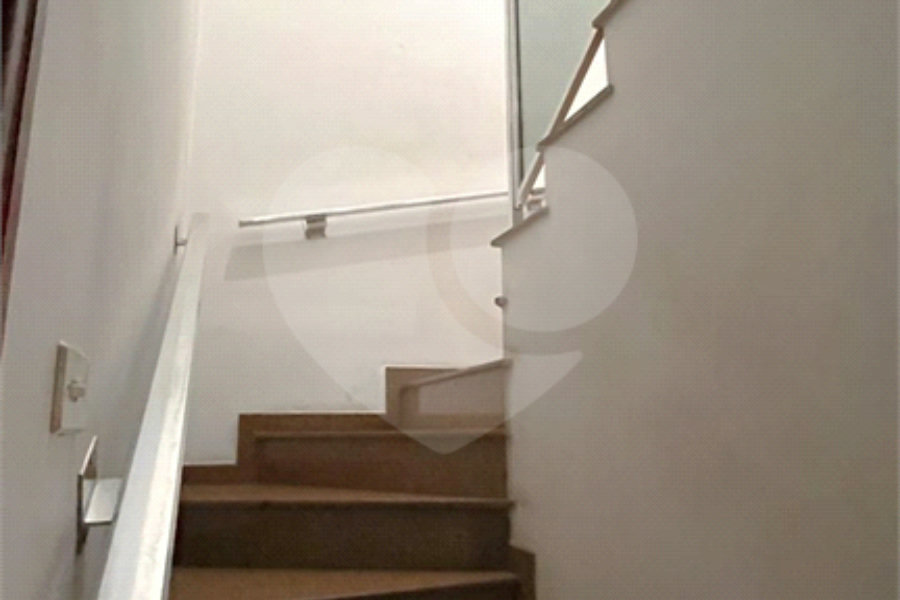Casa Térrea à venda com 3 quartos em Jardim São José, Guarulhos, SP