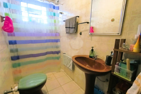Sobrado à venda com 4 quartos, sendo 2 suítes, em Vila Morse, São Paulo, SP