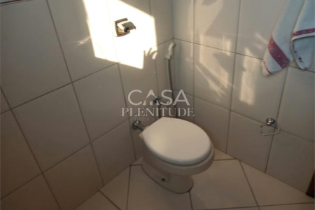Sobrado à venda com 3 quartos, sendo 1 suíte,  em Wanel Ville, Sorocaba, SP