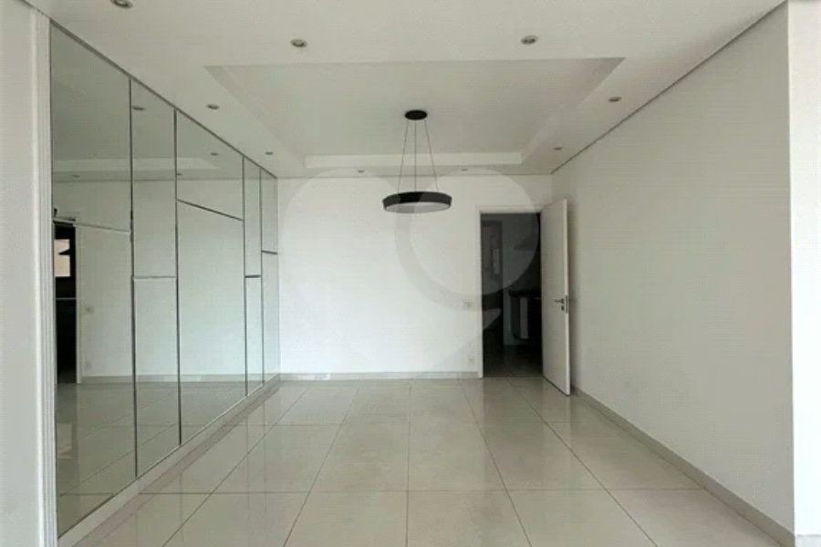 Apartamento à venda com 3 suítes em Morumbi, São Paulo, SP